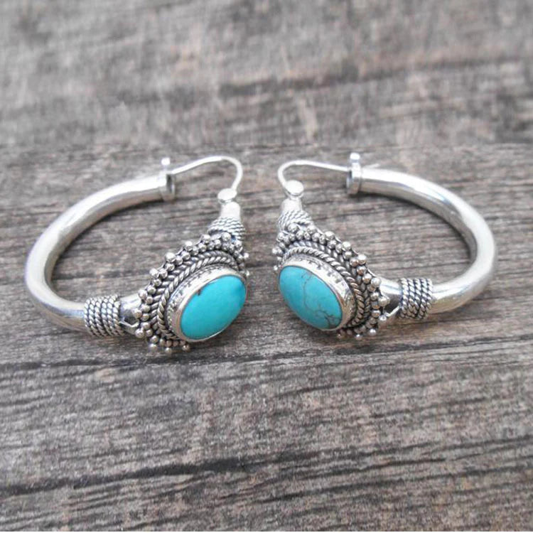 Boucles d'oreilles élégantes avec turquoise