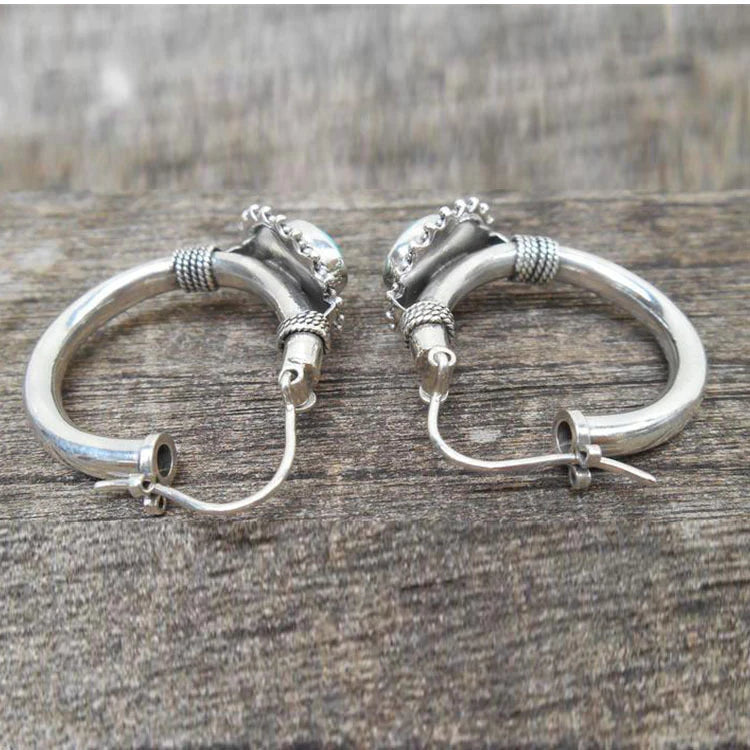 Boucles d'oreilles élégantes avec turquoise