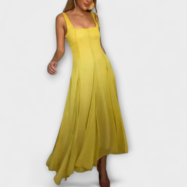 Lilith - Robe à décolleté rectangulaire
