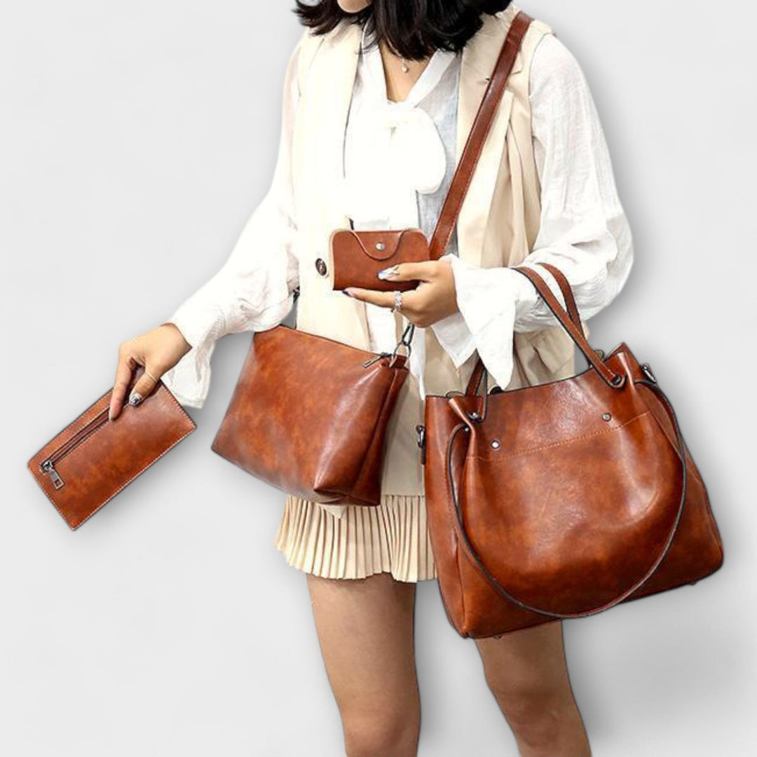 Cécile. - Sac vintage de 4 pièces