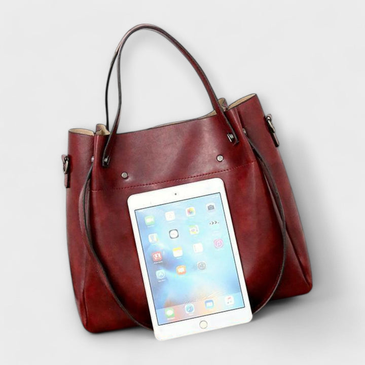 Cécile. - Sac vintage de 4 pièces