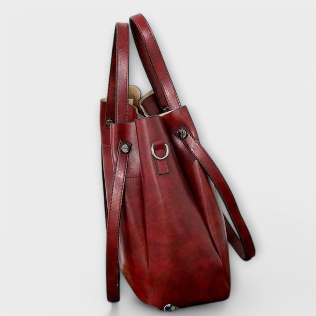 Cécile. - Sac vintage de 4 pièces