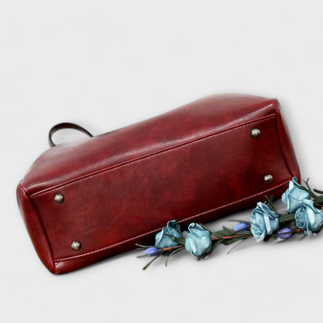 Cécile. - Sac vintage de 4 pièces