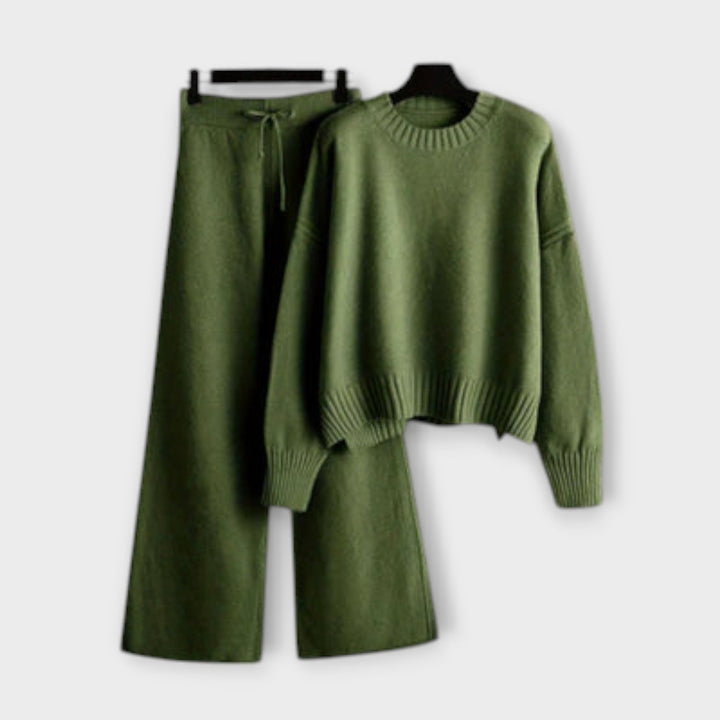 Ljuboslava - Ensemble élégant avec broderie pour occasions spéciales