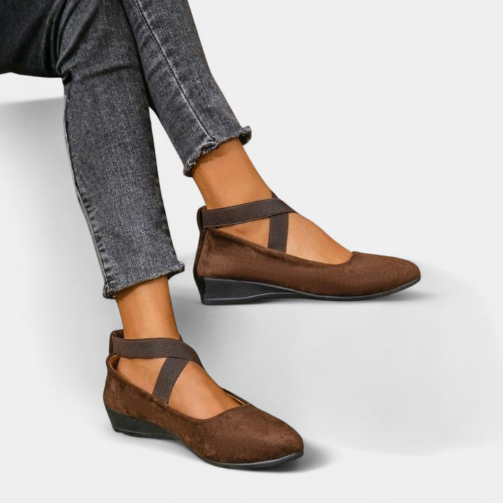 Nina – Chaussures fermées confortables avec talon