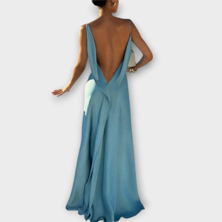 Hallie - Robe maxi élégante en satin avec haute fente