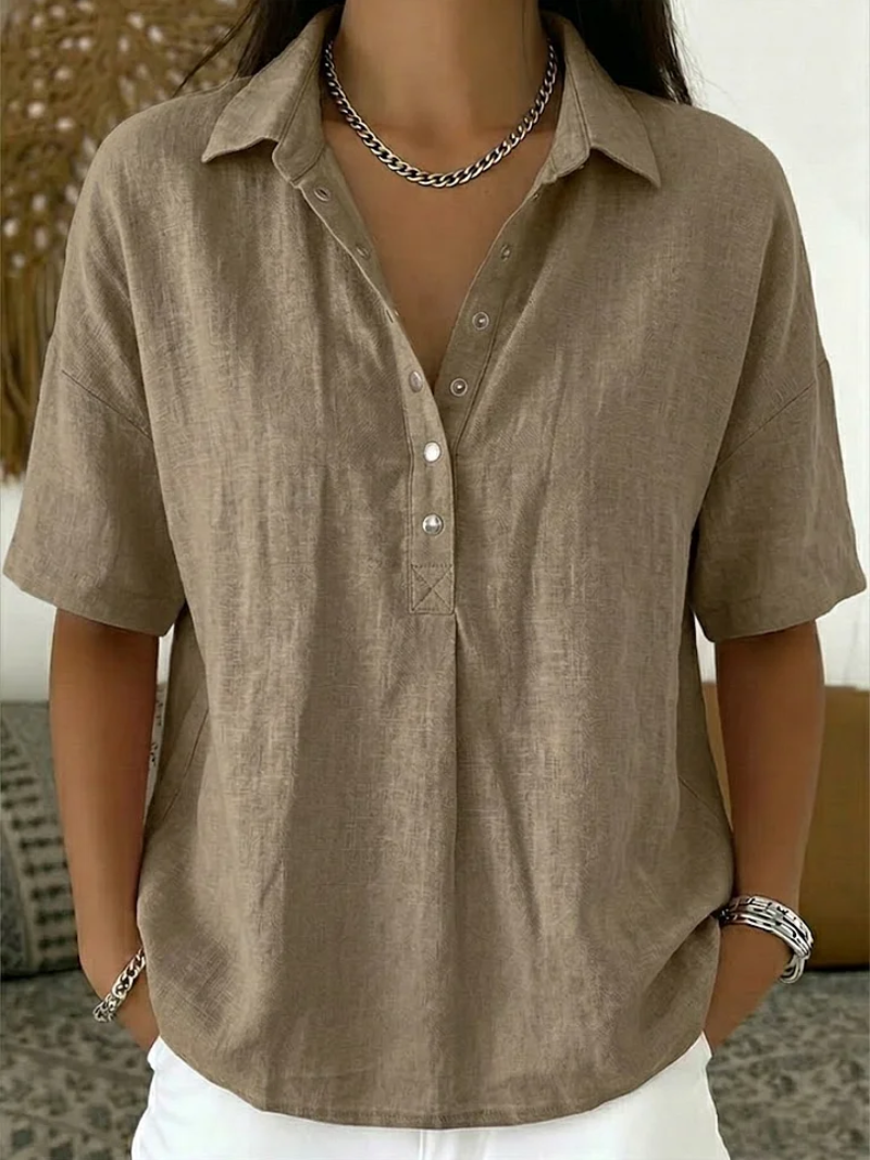 Anastasia | Blouse avec col et détail de bouton