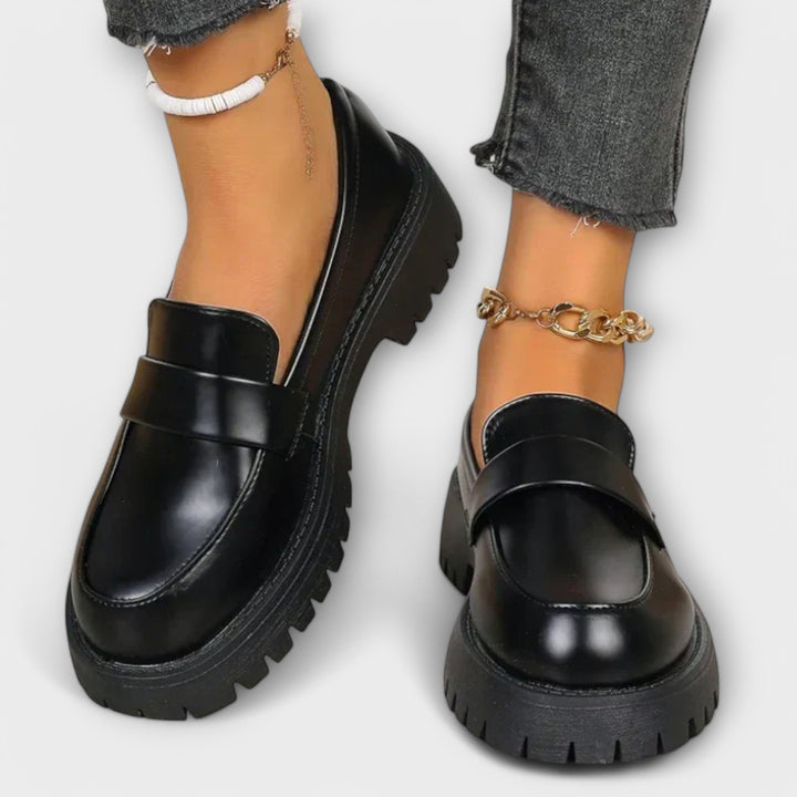 Mocassins pour femmes avec design orthopédique et talons en satin