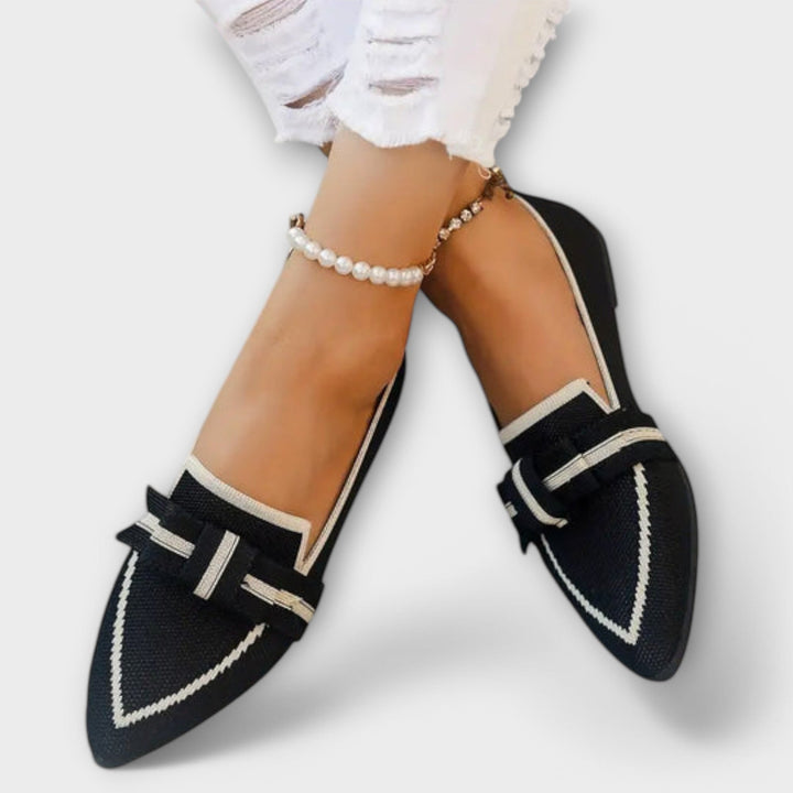 Chaussures plates pour femmes avec un design en nœud