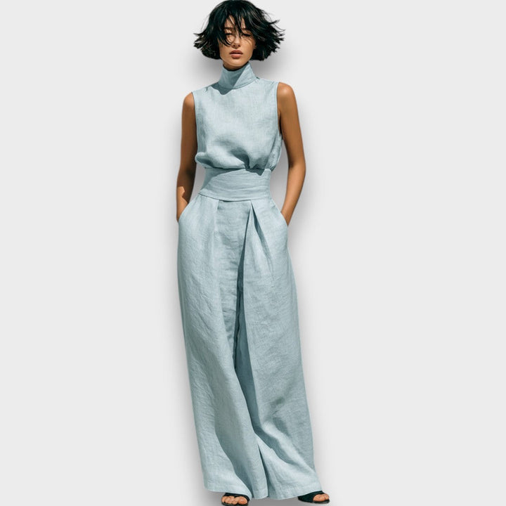 Un ensemble minimaliste pour femmes
