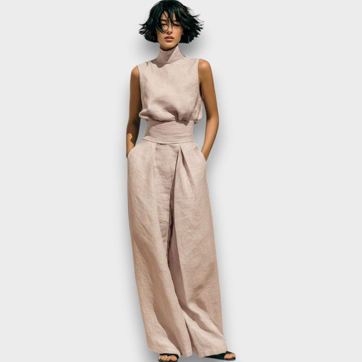 Un ensemble minimaliste pour femmes