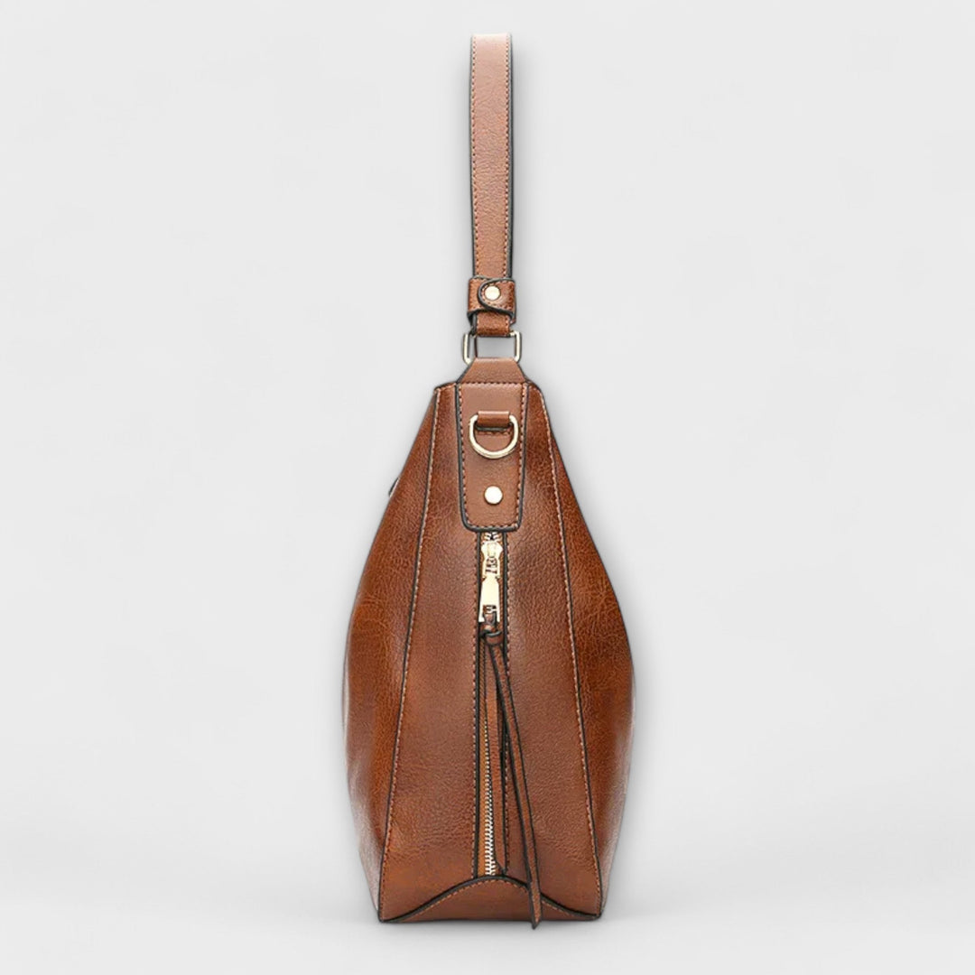 Cécile. - Grand sac