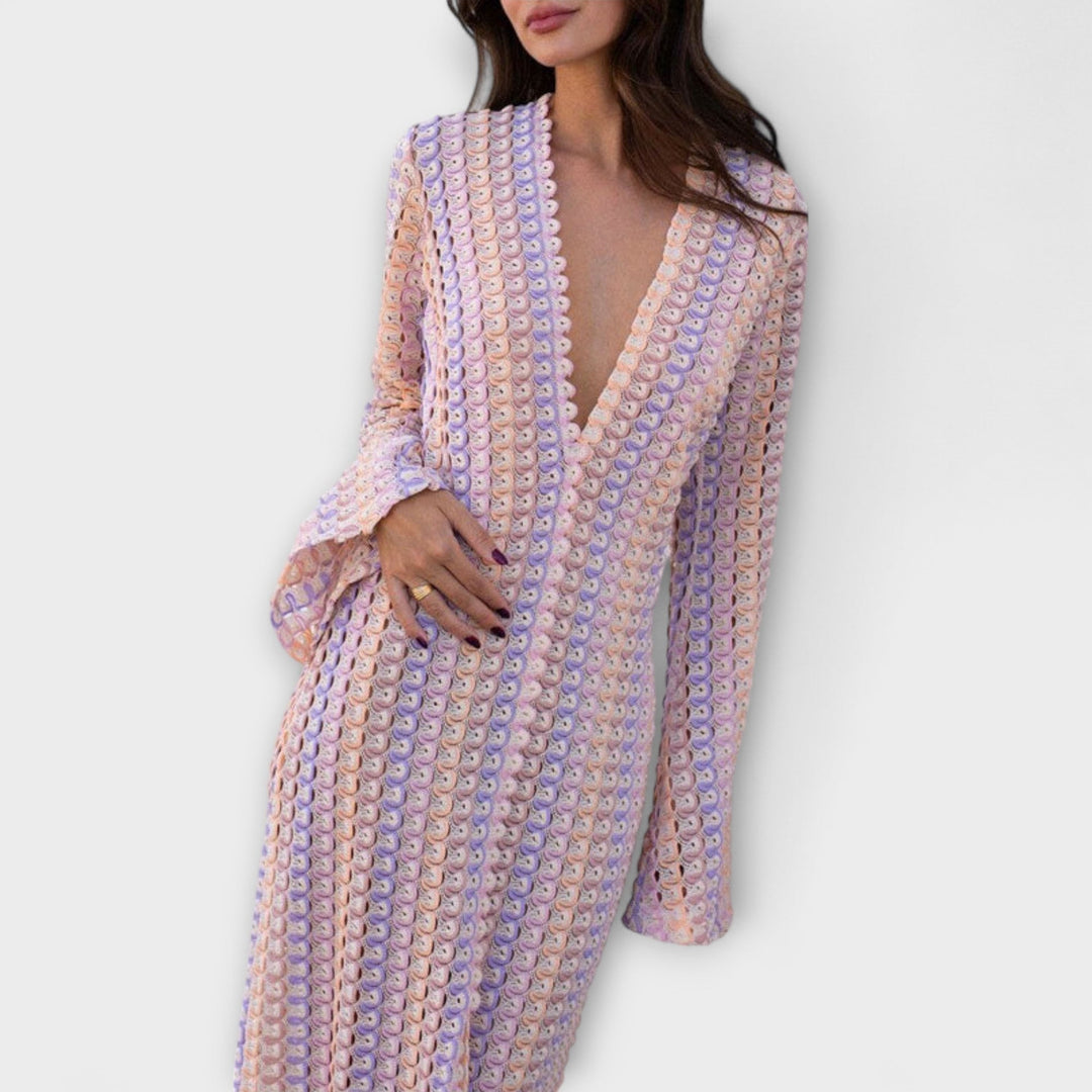 Elina – Robe maxi avec décolleté en V et une touche de vacances